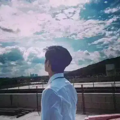 孤独高级感头像男背影