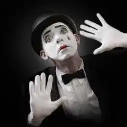 这两张图片什么意思是一个女孩发的,她想表明什么是有关于爱情方面的