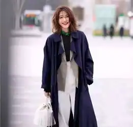 抓紧时间,现在正是穿这件外套的时候