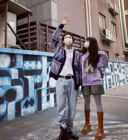 金泫雅更新私服引热议网友这个颜色的袜子我这辈子都不敢穿