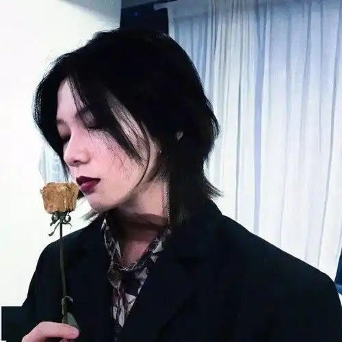 帅气男头像黑系炫酷女生