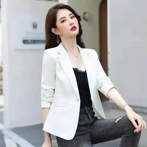 西装美女,干练优雅有气场,时髦精致有个性