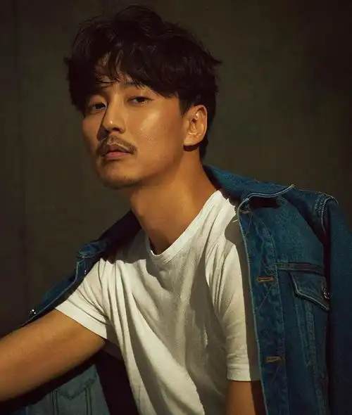 韩国顶级男神李政宰郑雨盛,从日出城市到清潭洞夫妇