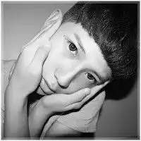 你们谁会制作文字头像呢能不能在这张图片上写上仅一心