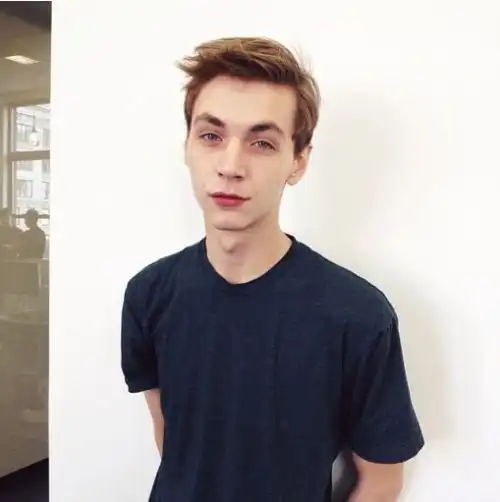 这位男模的名字是什么