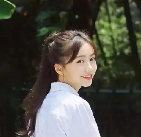 禁欲系情侣头像一左一右