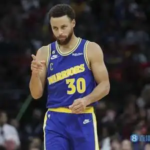 提到三分除了库里你第一个想到的是谁