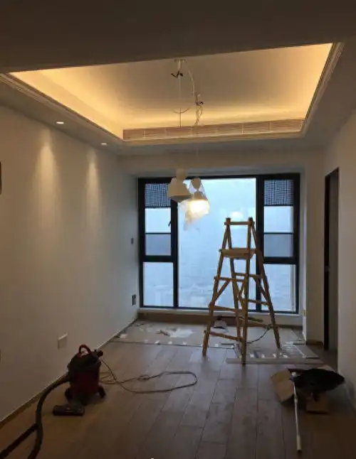 95平两室两厅半包5万,全屋没装主灯,半栋楼就数我家最省钱