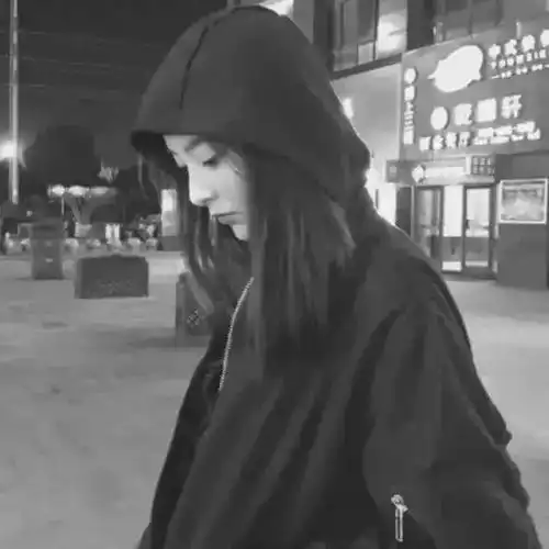 女生头像丧丧的女生头像