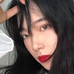 很火的句子无论你活成什么样子,背地里都会有人对你说三道四