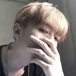 遮半边脸的男生头像高清遮住脸的男生头像图片