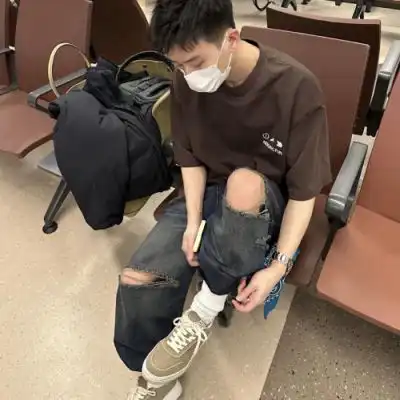 外国小孩头像男生痞帅