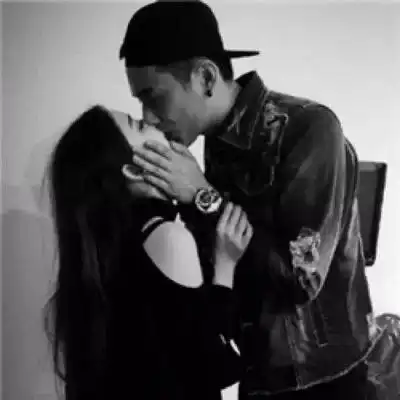 2021情侣黑白头像一男一女深爱无需拿来显摆好好珍惜吧