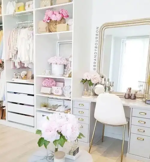 单身公寓就要这么装饰,粉色系的甜美之家,每一处布置的都像艺术