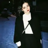 一个人抑郁系伤感女生头像阳光也是会变黑的