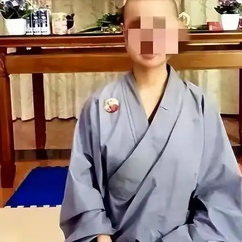 美女道士胡小慧落网,精通胡媚术,九名男徒弟揭露其中奥秘