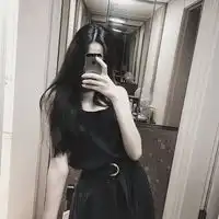 女生头像黑色系高冷动漫