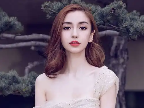 少女妈花钱撤热搜,刘奋斗不离婚,奶狗男友很膨胀,网红逼宫山鸡