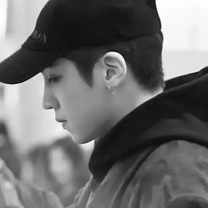 高清黑白男头帅气超拽放任自己的男生