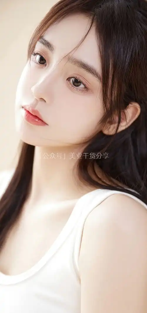 yidb05118000美业模特人物白色系摄影写真网红高清无水印