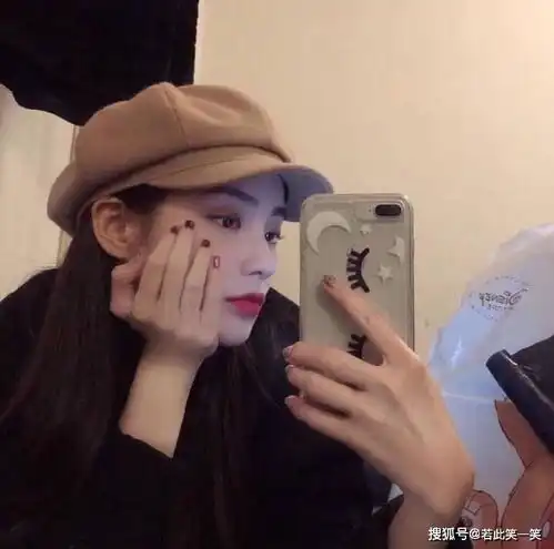 萌系头像女生真人遮脸闺