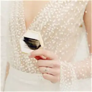 漂亮婚纱头像女生,今天是520特殊的日子