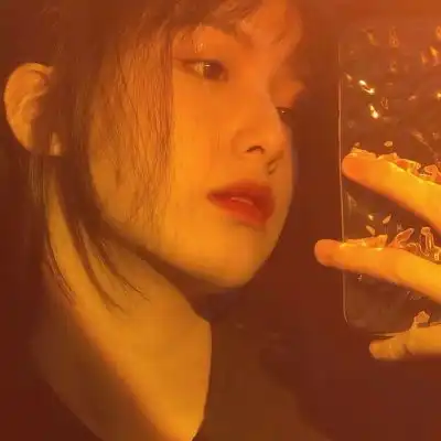 温柔安静与人间寥寥月色,长眠一场女生头像我要个性网