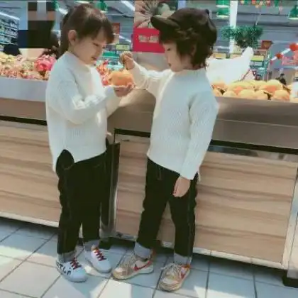 可爱萌娃情侣头像一对,他大以后足以配得上你的人