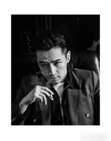 高清胡歌黑白大片曝光已无法单纯用帅来形容