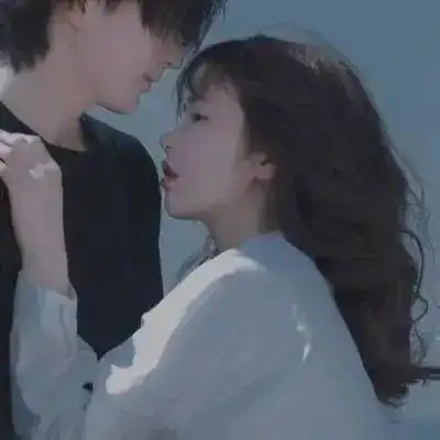 又是一组完美情侣头像推送