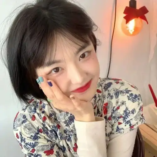 优质精选小众温柔甜美女生头像25