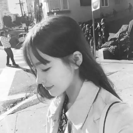 互不打扰,已成了我们最后的默契