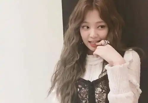 奶萌系可爱少女妆容,三步让你反差萌,软萌女孩也能拥有高级感