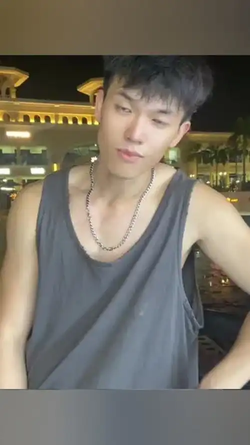 为什么不能与我坠入爱河阳光男孩可狼可奶痞帅少年感治愈系笑容