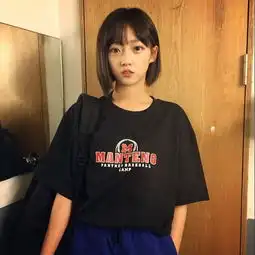 韩系短发女生,拿图请点赞