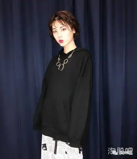 日本绝美高中生迷晕36万人,被夸美少女竟是个男孩子