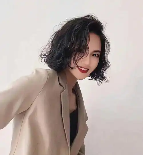 100多款流行发型来了,时尚还瘦脸,想换发型别错过