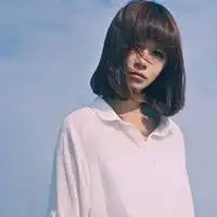 背面短发头像女生唯美微信头像图片大全