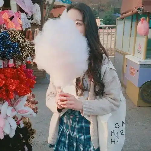 头像世事一场大梦想与你浪费春秋