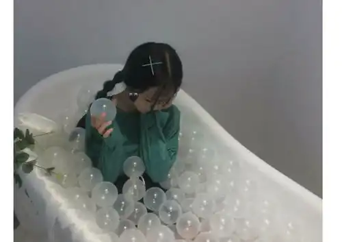 ins少女心女生头像稍微给我点好脸色,我就忘了难过