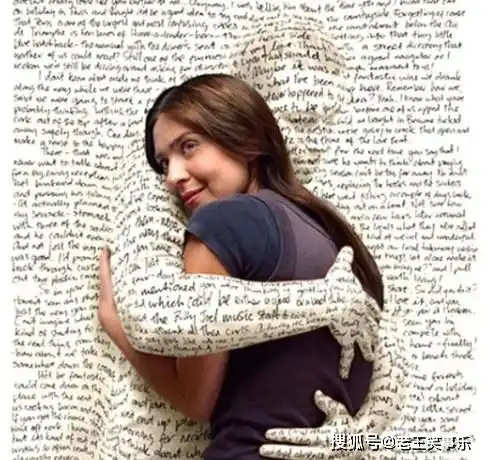 幽默笑话会议室里有一面照片墙,漂亮女同事的照片被人取了下来