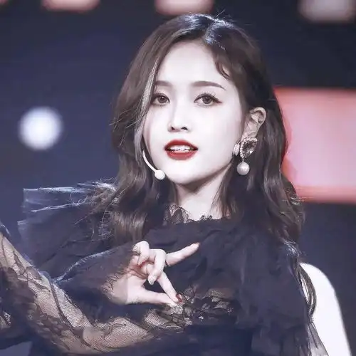 女生头像禁欲系锁骨背影