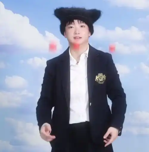 孙颖莎时尚杂志销量破30万微博换写真头像大火国民度超一线明星