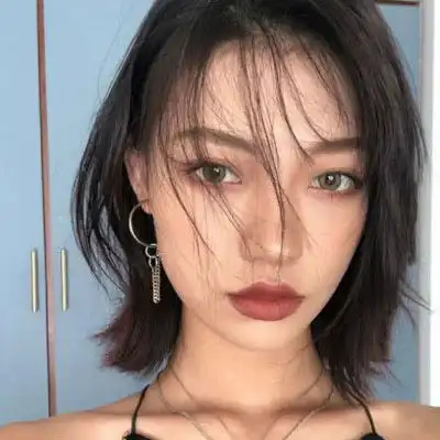 2019御姐女头像高冷气质