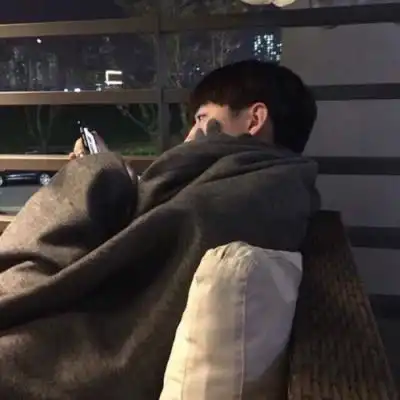 男生背影头像赶紧收藏吧背影头像