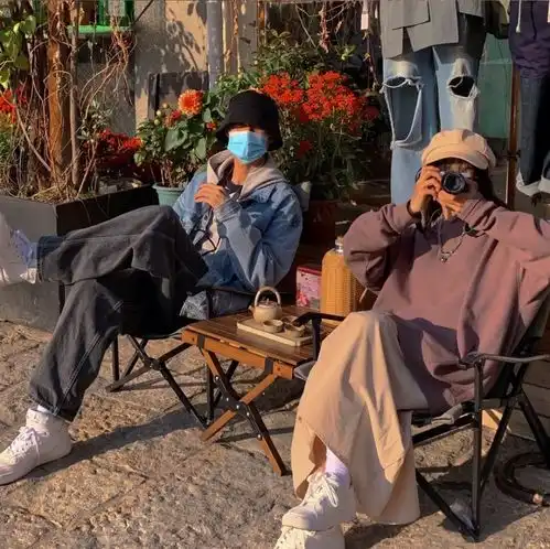 神仙情侣头像所幸之事饱餐与被爱