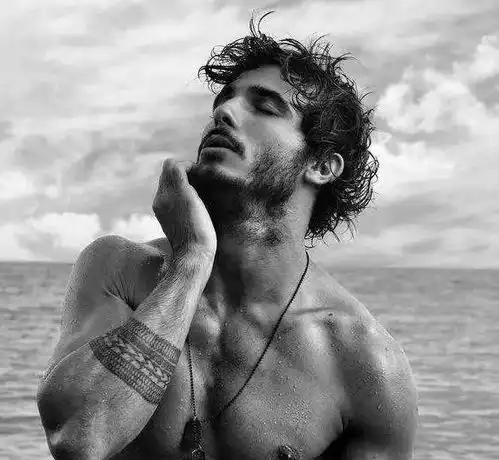 您知道男人味道是怎来的吗男人体味有什么作用