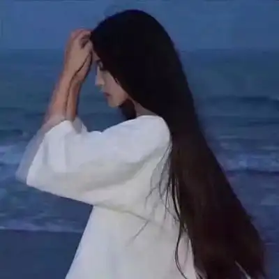 高冷系女生头像手绘不露脸戴帽子情侣头像