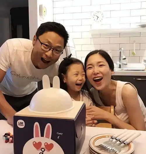 韩国妈妈布置治愈系的家,全屋一尘不染,清爽干净引无数人羡慕