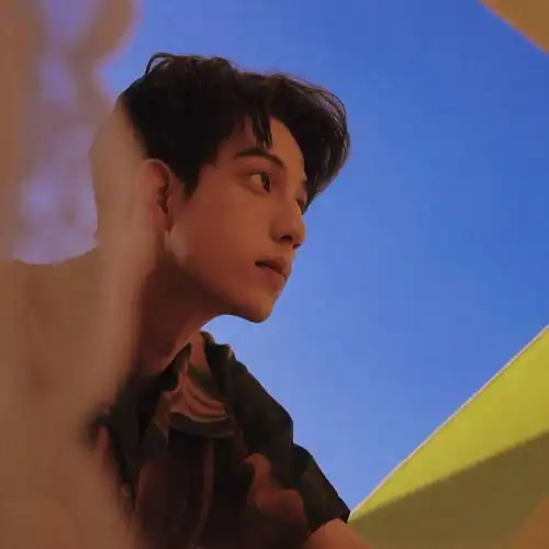 男头年年有风风吹年年慢慢即漫漫.